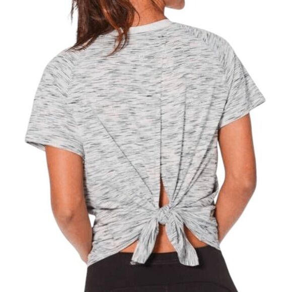 LULULEMON ATHLETICA Back In Action Short Sleeve Size 8 - Picture 1 of 5